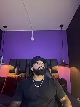 Lyon vach online show from 11/12/25, 06:30