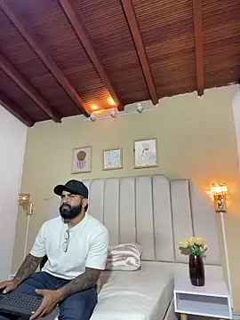 Lyon vach online show from 03/17/26, 10:46