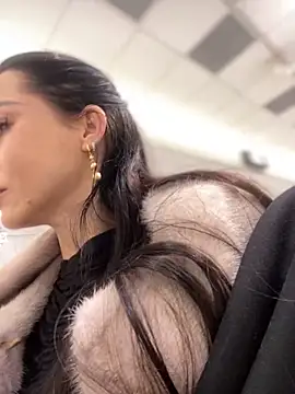 Roxana-Sexy online show from 12/18/24, 05:48