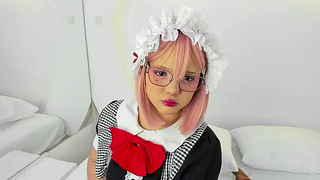 Snapshot of NanaOsaky chatting on 02/06/25, 12:26 NanaOsaky online show from 02/06/25, 12:26