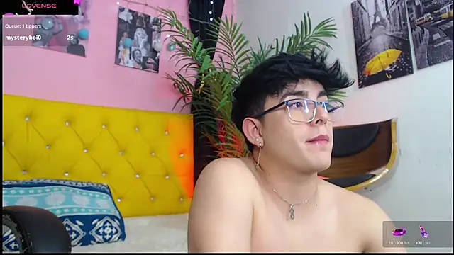 Snapshot of nolan_twink1 chatting on 01/09/25, 08:44 nolan twink1 online show from 01/09/25, 08:44