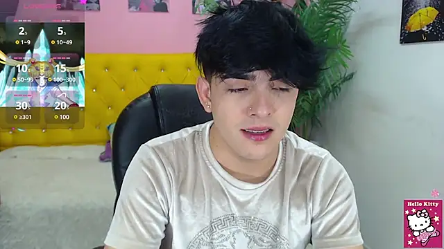 Snapshot of nolan_twink1 chatting on 02/14/25, 05:36 nolan twink1 online show from 02/14/25, 05:36