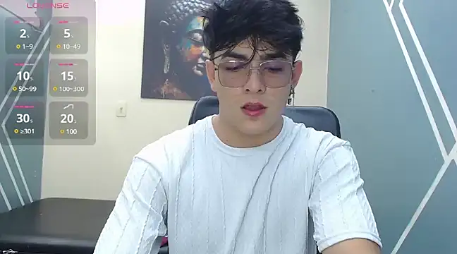 Snapshot of nolan_twink1 chatting on 03/13/25, 05:39 nolan twink1 online show from 03/13/25, 05:39