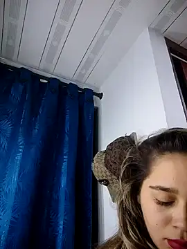 LaurenWelly  online show from 09/14/25, 11:15