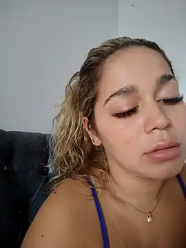 LaurenWelly  online show from 11/09/25, 05:55