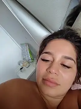 LaurenWelly  online show from 02/15/26, 09:00