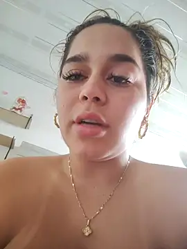 LaurenWelly  online show from 04/08/26, 09:59