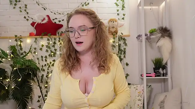 MonicaAsis online show from 09/11/25, 06:08