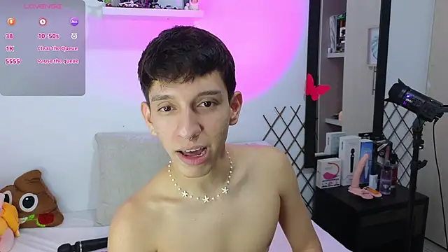 Snapshot of milky__boy_ chatting on 03/14/25, 03:59 milky boy online show from 03/14/25, 03:59