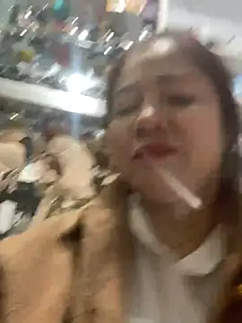 Snapshot of Cesywet chatting on 02/08/25, 01:32 Cesywet online show from 02/08/25, 01:32