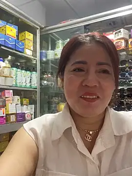 Snapshot of Cesywet chatting on 03/06/25, 03:46 Cesywet online show from 03/06/25, 03:46