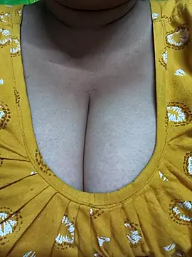 Snapshot of Rinki_Guptaa chatting on 02/27/25, 06:09 Rinki Guptaa online show from 02/27/25, 06:09