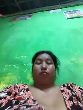 Snapshot of Rinki_Guptaa chatting on 03/17/25, 06:00 Rinki Guptaa online show from 03/17/25, 06:00