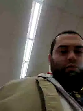 Snapshot of goldycox chatting on 12/22/24, 03:22 goldycox online show from 12/22/24, 03:22