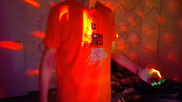 Snapshot of brunoguunot chatting on 01/24/25, 08:11 brunoguunot online show from 01/24/25, 08:11