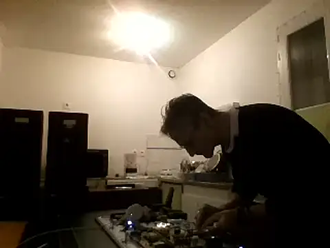 Snapshot of brunoguunot chatting on 01/31/25, 07:40 brunoguunot online show from 01/31/25, 07:40