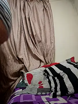 CORALINE GREYM online show from 11/27/25, 12:24