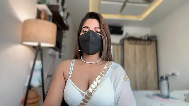 Hotty-Sana online show from 04/01/26, 05:30