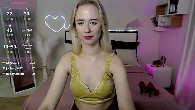 Snapshot of SashaBrooks chatting on 01/23/25, 12:46 SashaBrooks online show from 01/23/25, 12:46