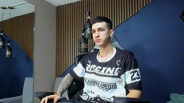 Snapshot of JacksonOlsenn chatting on 02/09/25, 12:08 JacksonOlsenn online show from 02/09/25, 12:08