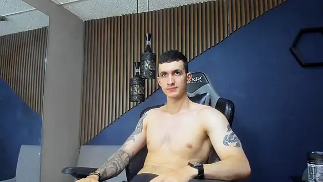 Snapshot of JacksonOlsenn chatting on 02/09/25, 06:26 JacksonOlsenn online show from 02/09/25, 06:26