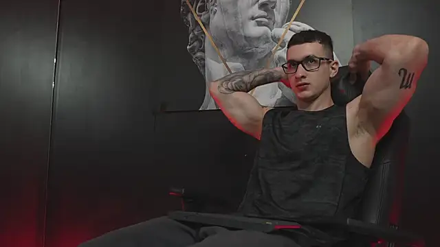 JacksonOlsenn online show from 11/18/25, 08:35