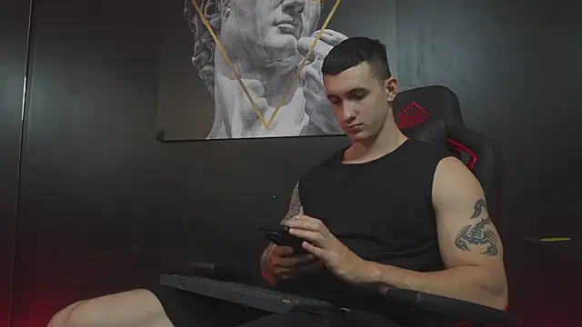 JacksonOlsenn online show from 11/28/25, 08:33