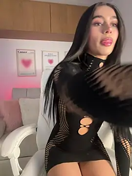 maddy bronw  online show from 03/20/26, 10:14