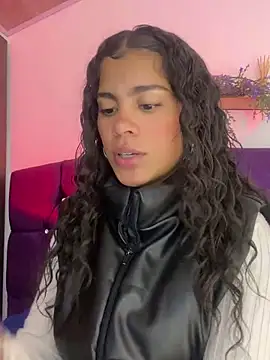 NINA 18 YEARS online show from 12/30/24, 05:02