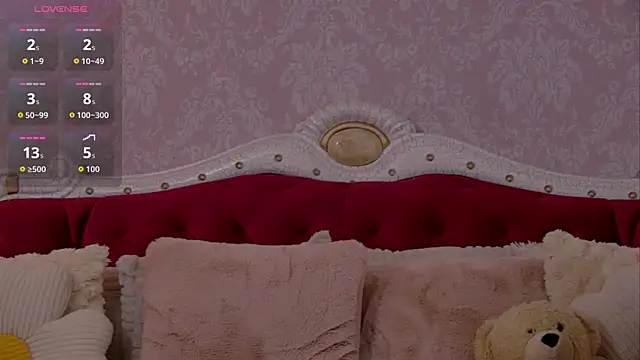 Snapshot of AngeliqueSkye chatting on 09/20/25, 03:07 AngeliqueSkye online show from 09/20/25, 03:07