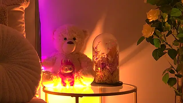 Snapshot of AngeliqueSkye chatting on 11/01/25, 03:08 AngeliqueSkye online show from 11/01/25, 03:08