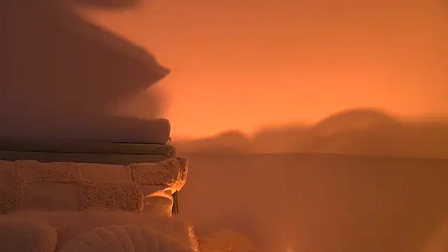 Snapshot of AngeliqueSkye chatting on 11/14/25, 04:11 AngeliqueSkye online show from 11/14/25, 04:11