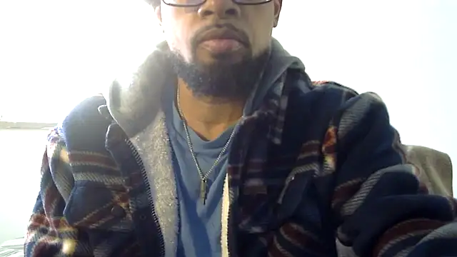 Snapshot of WhiskeyWood_DuhGOD chatting on 01/05/26, 05:27 WhiskeyWood DuhGOD online show from 01/05/26, 05:27