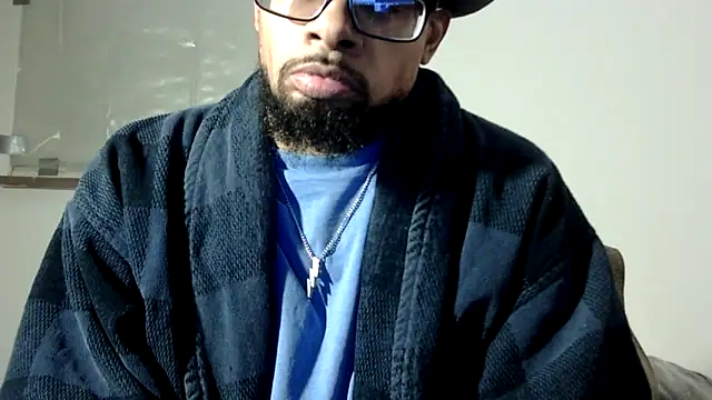 Snapshot of WhiskeyWood_DuhGOD chatting on 01/15/26, 01:43 WhiskeyWood DuhGOD online show from 01/15/26, 01:43