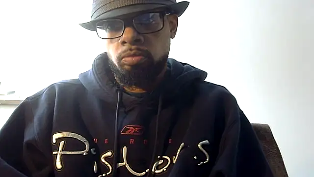 Snapshot of WhiskeyWood_DuhGOD chatting on 02/06/26, 05:27 WhiskeyWood DuhGOD online show from 02/06/26, 05:27