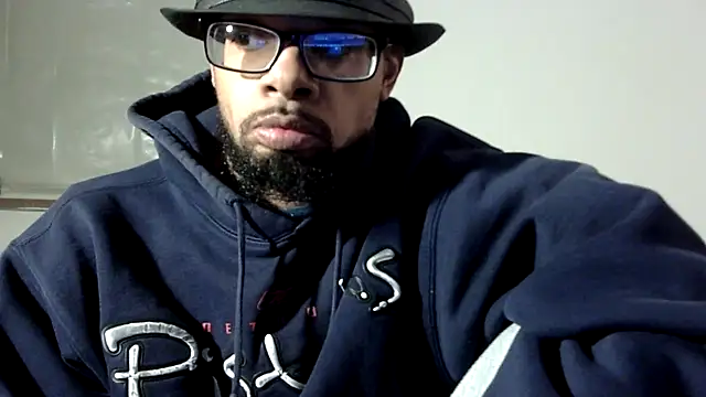 Snapshot of WhiskeyWood_DuhGOD chatting on 02/08/26, 02:26 WhiskeyWood DuhGOD online show from 02/08/26, 02:26