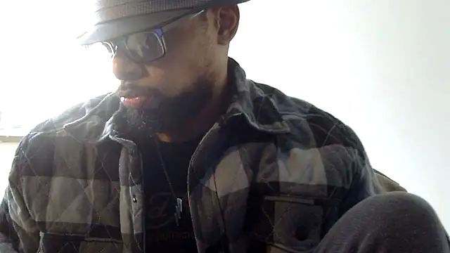 Snapshot of WhiskeyWood_DuhGOD chatting on 02/23/26, 05:43 WhiskeyWood DuhGOD online show from 02/23/26, 05:43