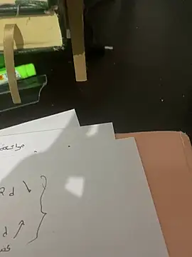 Snapshot of alex-riadh chatting on 01/08/25, 10:04 alex-riadh online show from 01/08/25, 10:04