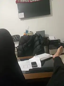 Snapshot of alex-riadh chatting on 01/08/25, 02:03 alex-riadh online show from 01/08/25, 02:03