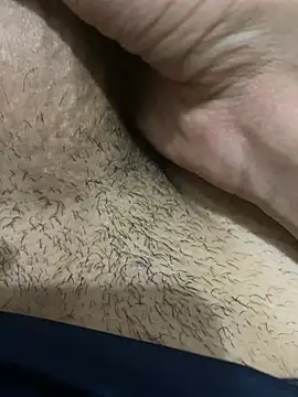 Snapshot of alex-riadh chatting on 01/30/25, 06:43 alex-riadh online show from 01/30/25, 06:43