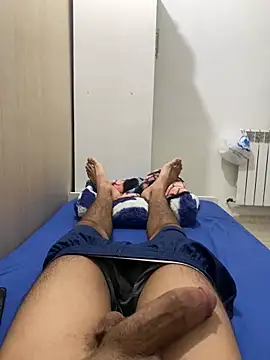 Snapshot of alex-riadh chatting on 10/27/25, 10:47 alex-riadh online show from 10/27/25, 10:47