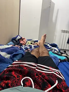 Snapshot of alex-riadh chatting on 12/02/25, 08:59 alex-riadh online show from 12/02/25, 08:59