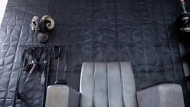 Agata Darkness online show from 02/05/26, 09:08