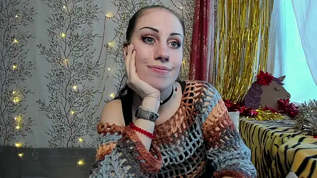 Snapshot of Mary0Lou chatting on 12/26/24, 09:01 Mary0Lou online show from 12/26/24, 09:01