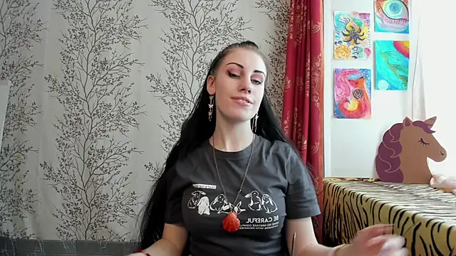 Snapshot of Mary0Lou chatting on 02/03/25, 06:56 Mary0Lou online show from 02/03/25, 06:56