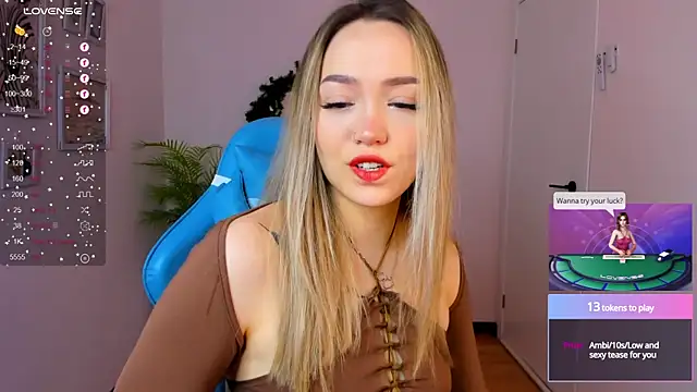 Evia r0se online show from 12/29/24, 02:17