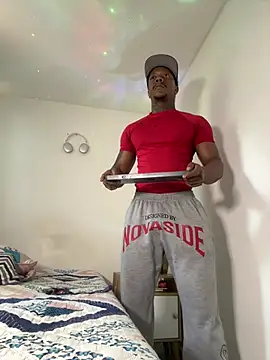 ronnie 7777 online show from 02/16/26, 07:21