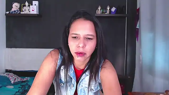Snapshot of SusanLeroy chatting on 06/15/26, 12:29 SusanLeroy online show from 06/15/26, 12:29