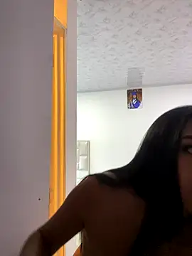 SOPHIACANDY19  online show from 11/04/25, 10:31