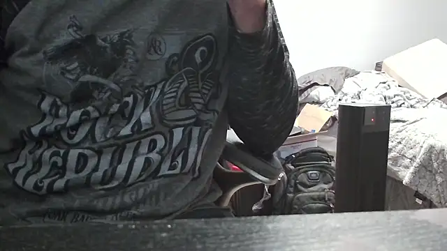 overaveragefreak4you online show from 02/02/25, 07:52